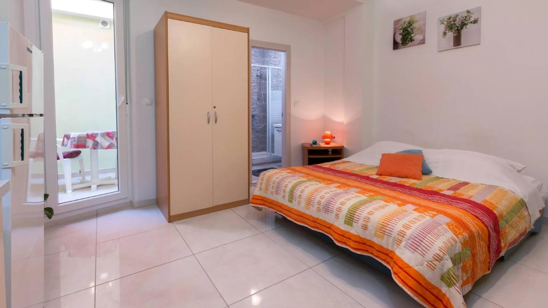 Pleasant Oriana Apartment Near The Sea-Πούλα Πανσιόν Πούλα